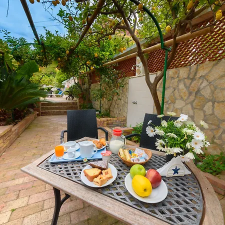 Celeste 3* Procida